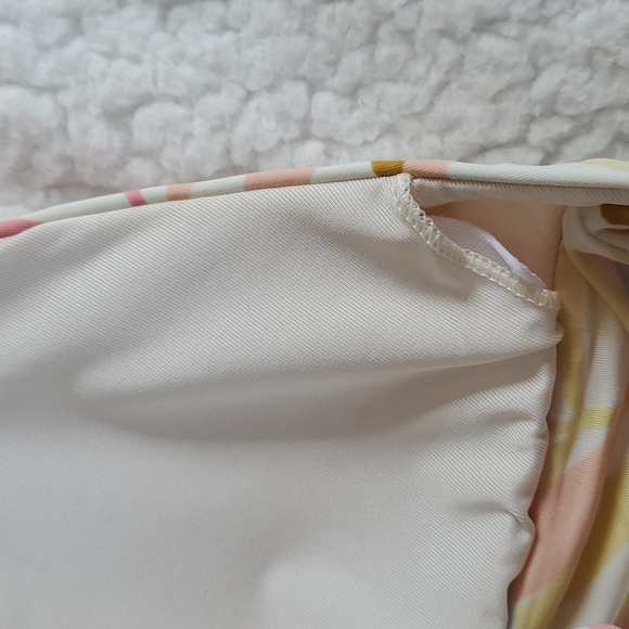 Billabong Tropic Jungle V-Neck Cami Bikini Top - Picture 7 of 13